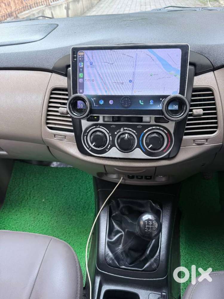 Toyota Innova 2.5 Gx 7 Str Bs-iii, 2016