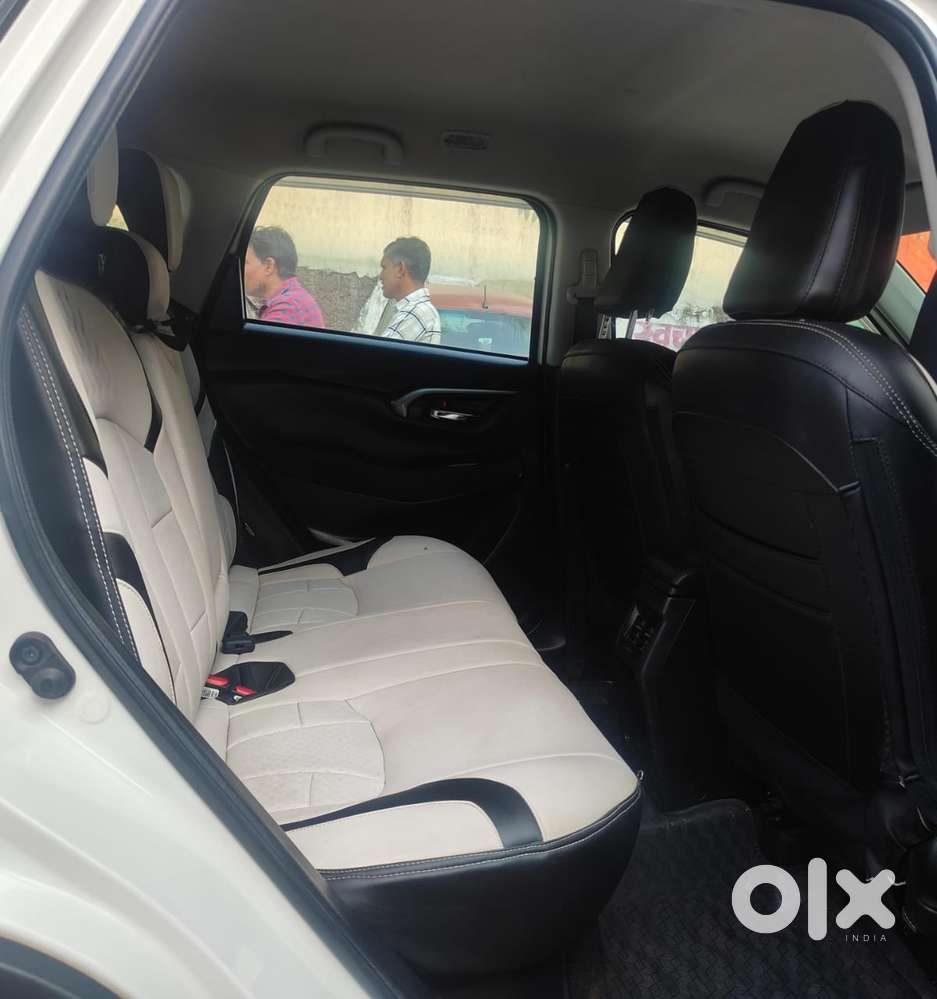 Maruti Suzuki Grand Vitara 1.5 Sigma Smart Hybrid, 2023, Petrol