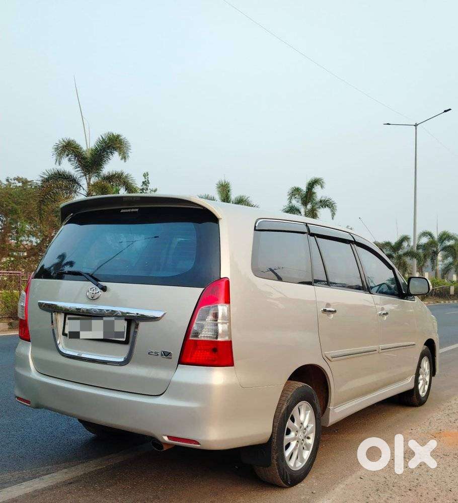 Toyota Innova 2.5 V 7 Str, 2012, Diesel