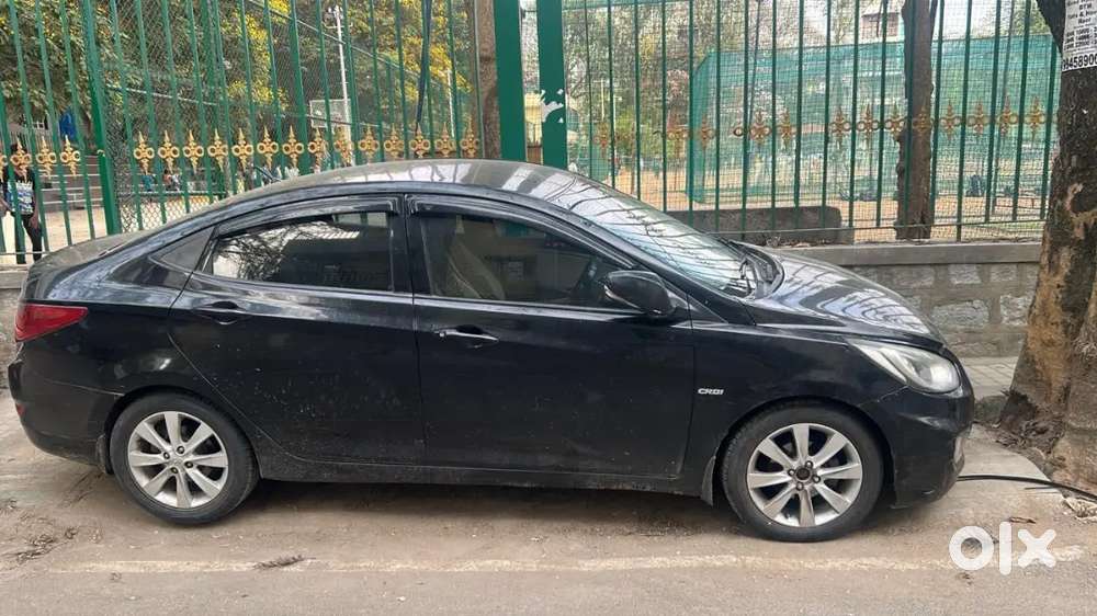 Hyundai Verna Fluidic 2011 Diesel 110000 Km Driven