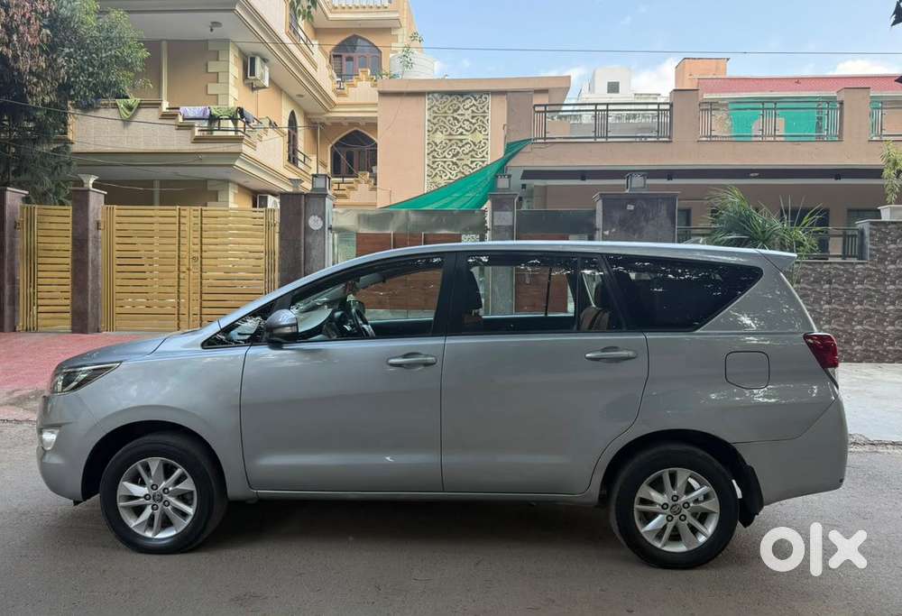 Toyota Innova Crysta 2.4 G Mt, 2017, Diesel