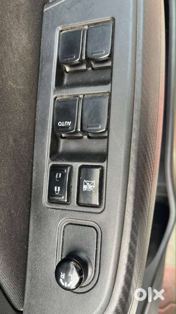 Maruti Suzuki Swift Vvt Vxi, 2021, Petrol