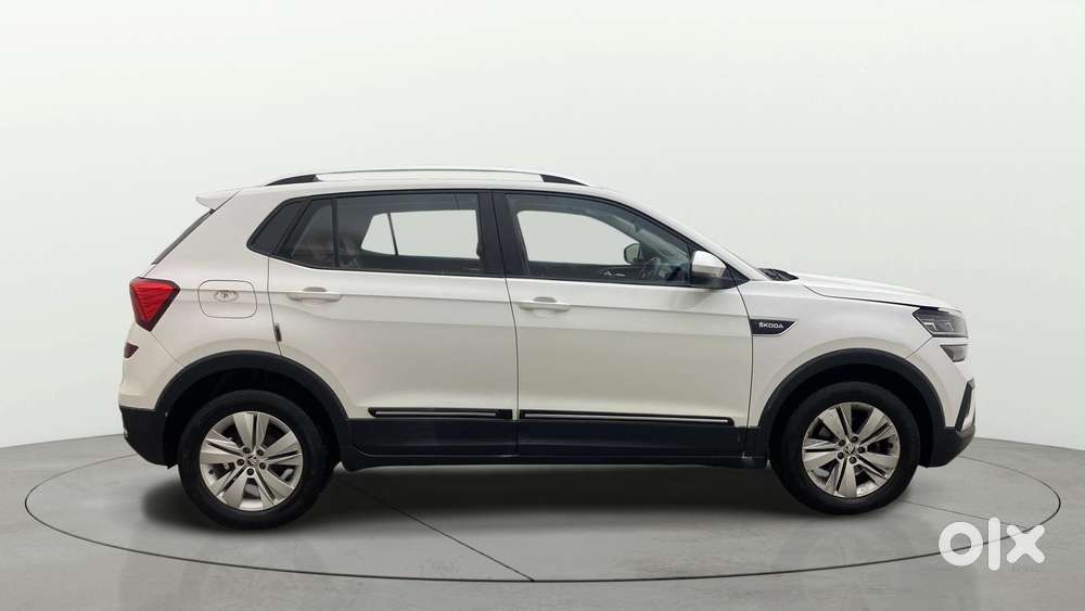 Skoda Kushaq 1.0 Tsi Ambition, 2022, Petrol