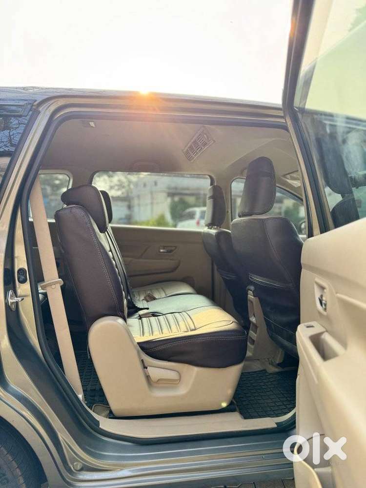 Maruti Suzuki Ertiga Zxi At, 2019, Petrol