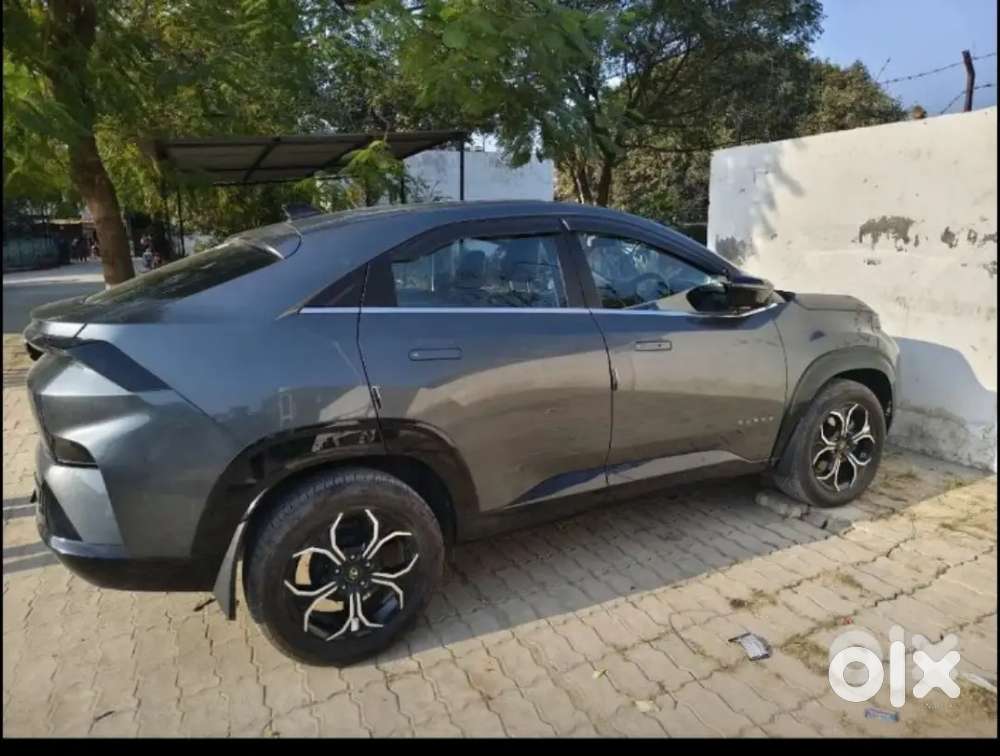 Tata Curvv Creative S Painaromic Sunroof  2nd Owner  9000 Running