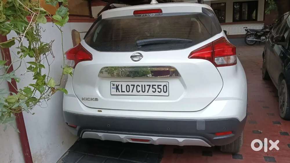 Nissan Kicks Petrol Manual 2020 Variant