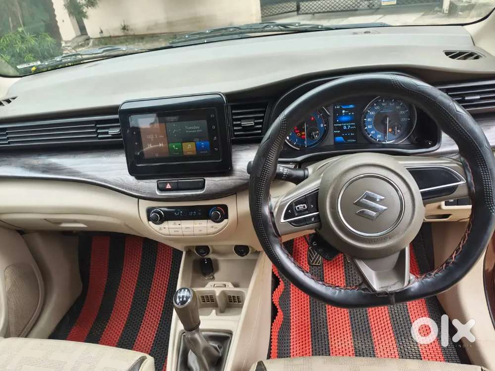 Maruti Suzuki Ertiga Zxi (o) 2024 Petrol Manual 25000 Km