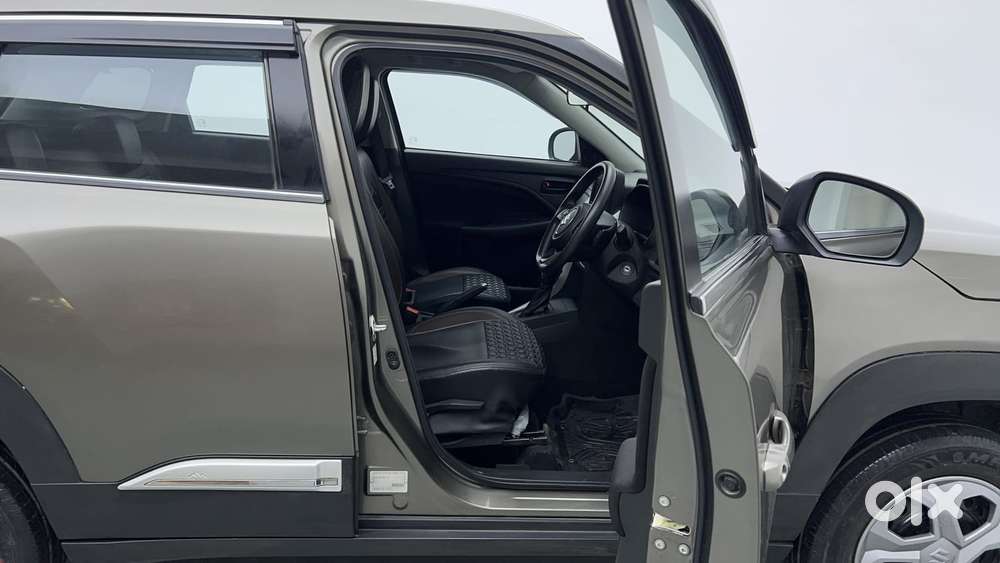 Maruti Suzuki Brezza Vxi At, 2024, Petrol