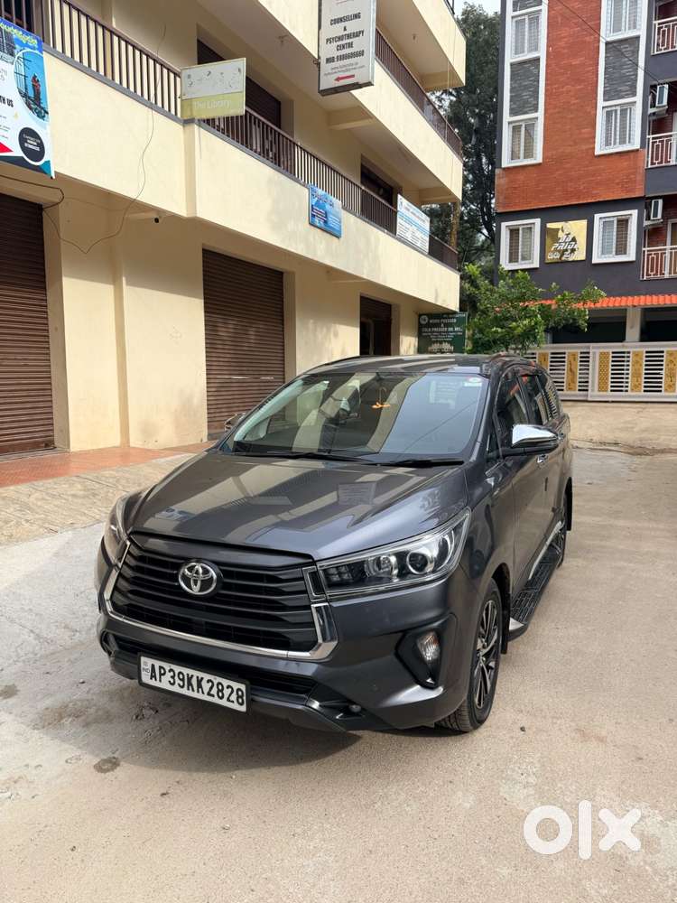 Toyota Innova Crysta 2021 Zx At Diesel- 73000 Km
