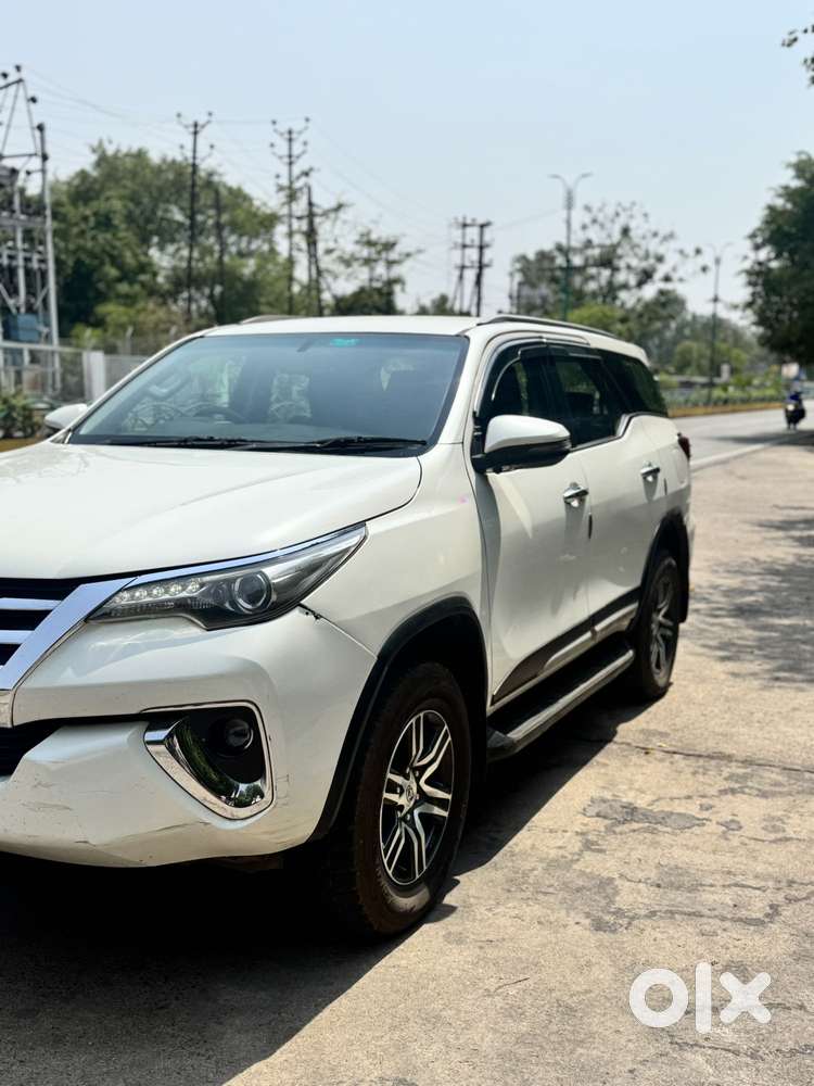 Toyota Fortuner 4x2 At 2.8 Diesel, 2020, Diesel