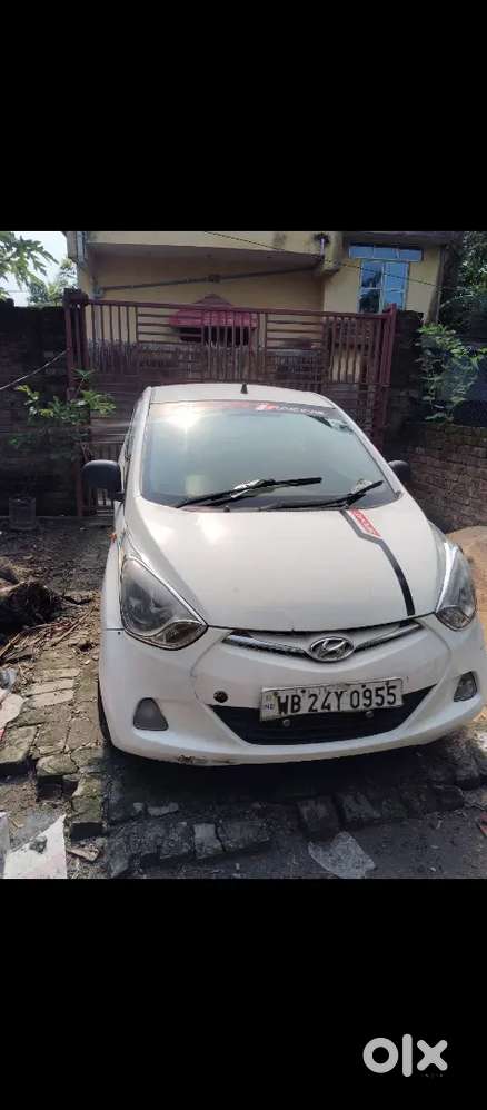 Hyundai Eon 2013 Lifetime Tax