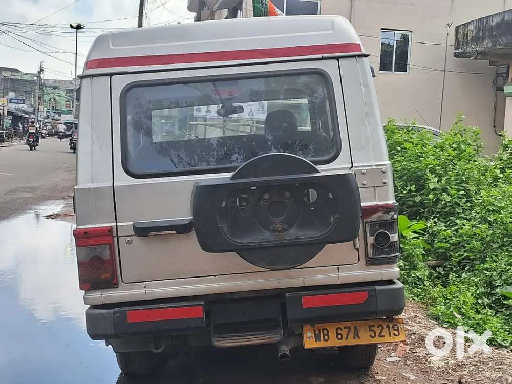 Mahindra Bolero 2013 Silver Diesel Manual