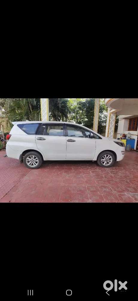 Toyota Innova Crysta 2.4 V 2017 Diesel
