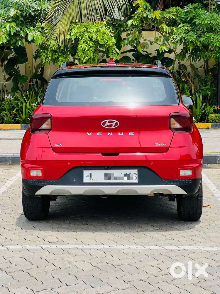 Hyundai Venue 1.0 Sx (o) Turbo Dct, 2019, Petrol