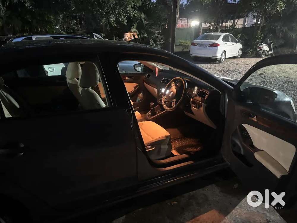 Volkswagen Jetta Comfortline 2012 Petrol Well Maintained
