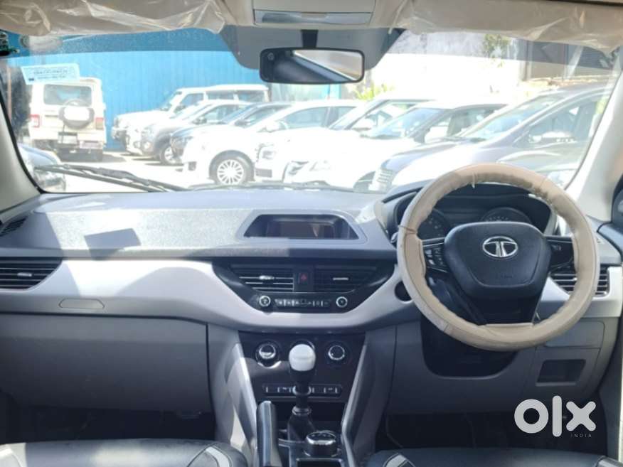 Tata Nexon 1.2 Revotron Xm (s), 2018, Petrol