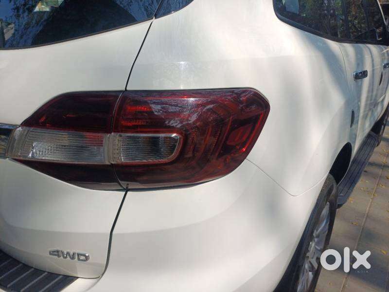 Ford Endeavour 3.2 Titanium At 4x4, 2017, Diesel