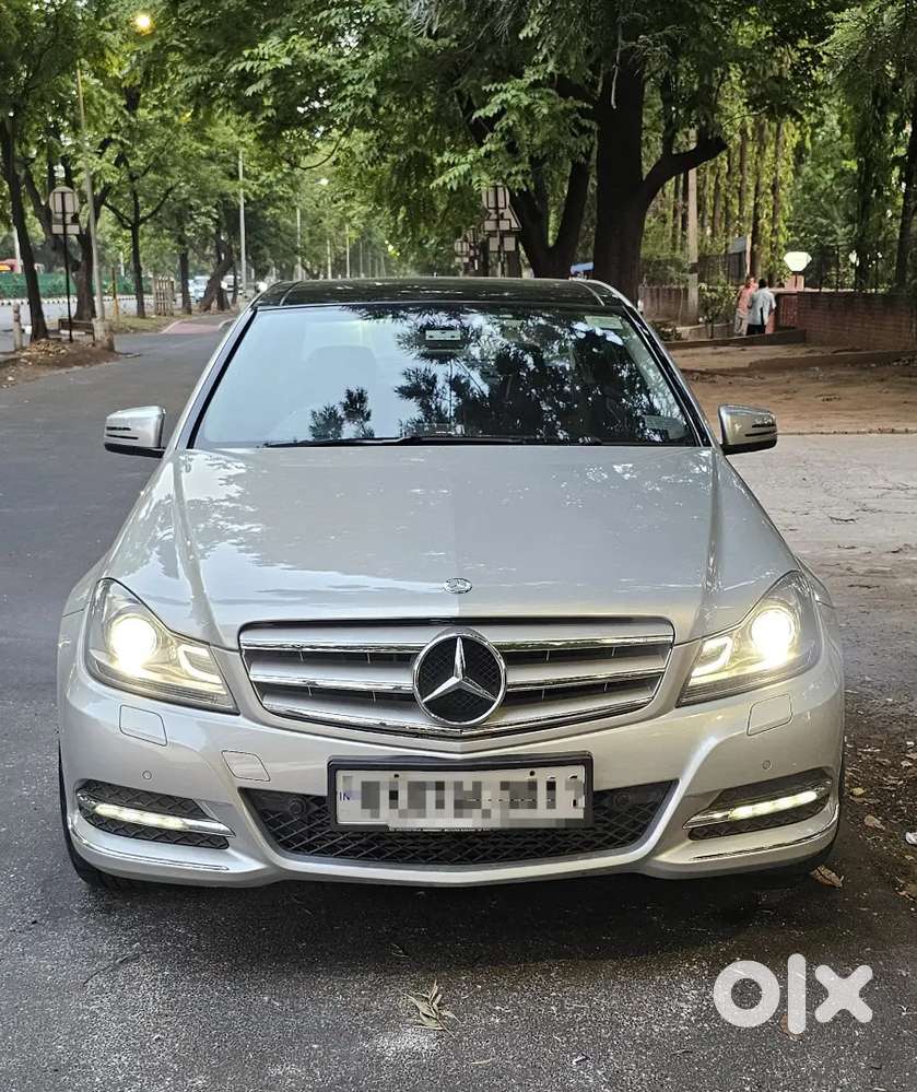 Mercedes-benz C-class 2012 Diesel 80000 Km Driven