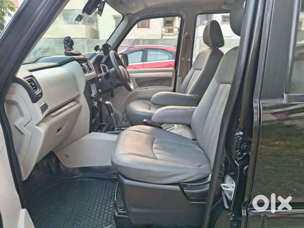 Mahindra Scorpio S10 At 2wd, 2016, Diesel