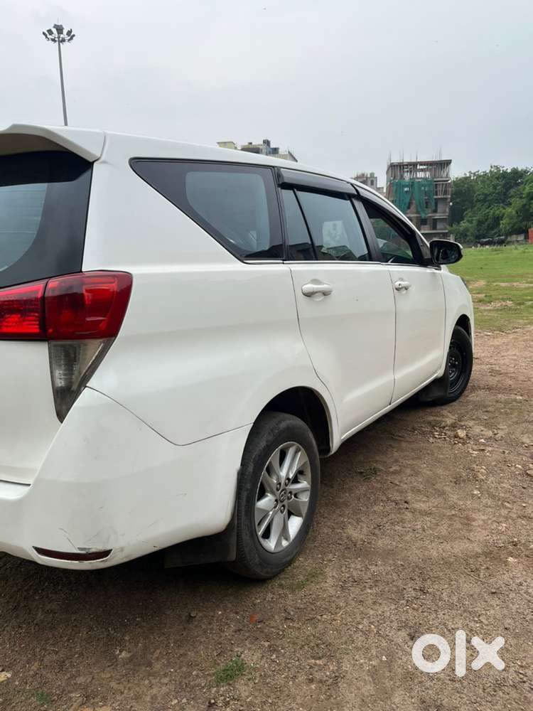 Toyota Innova Crysta Diesel 2017