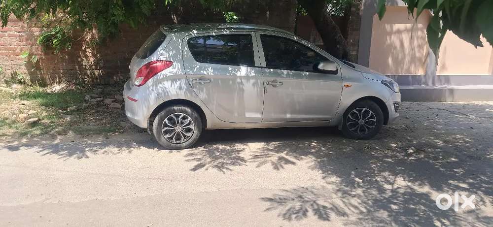 Hyundai I20 2012 Petrol 35000 Km Driven