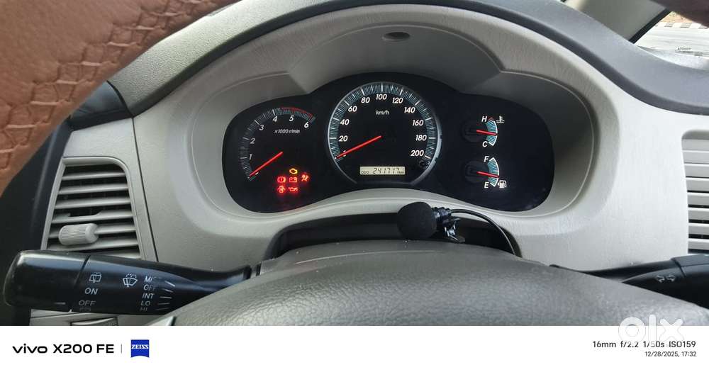 Toyota Innova 2.5 V 8 Str, 2014, Diesel