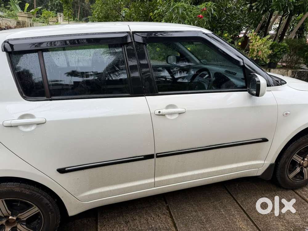 Maruti Suzuki Swift Vdi, 2011, Diesel