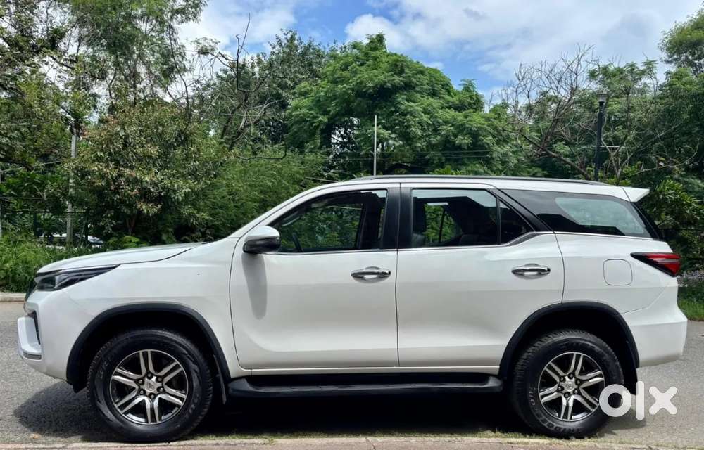 Toyota Fortuner 4x2 At 2.7 Petrol, 2024, Petrol