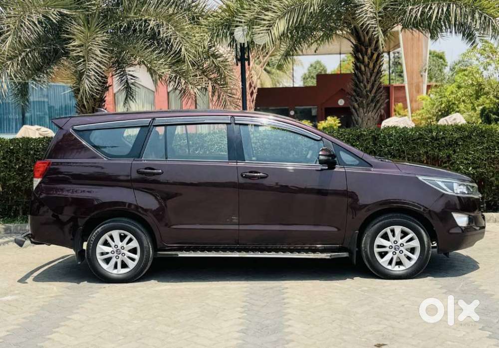Toyota Innova Crysta 2.4 G Mt 8s, 2019, Diesel