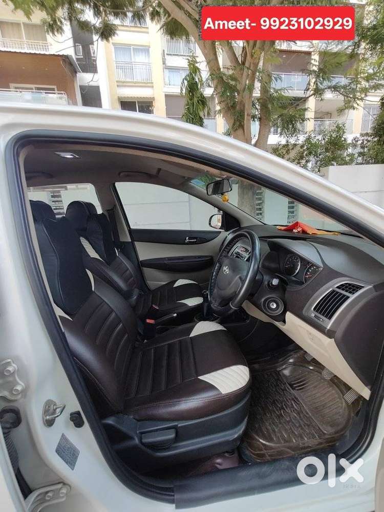 Hyundai I20 Sportz 1.2 Bs-iv, 2015, Petrol