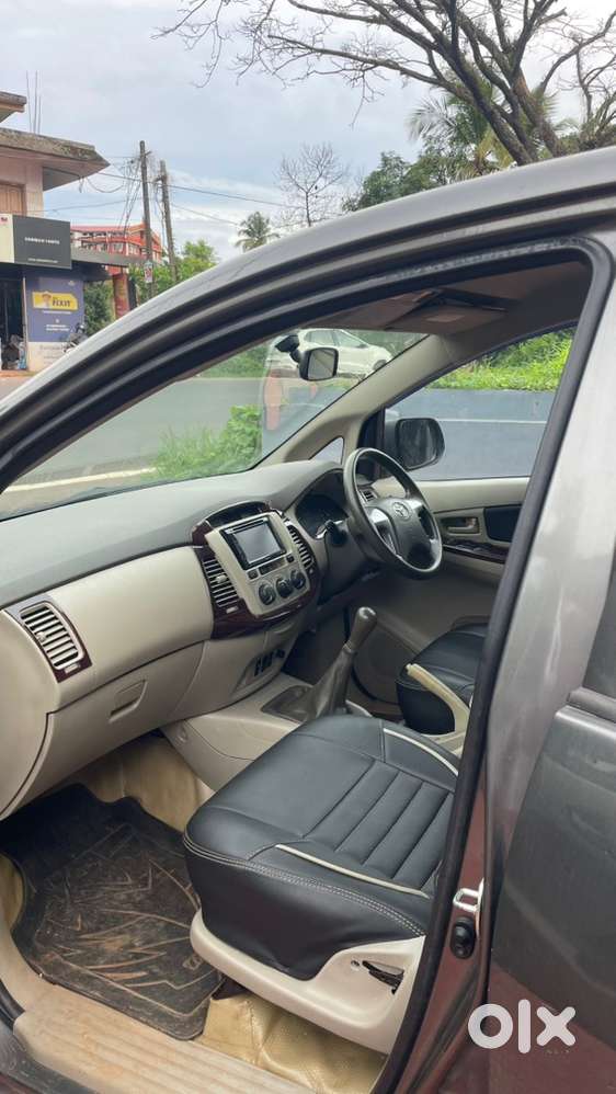Toyota Innova Diesel 2014