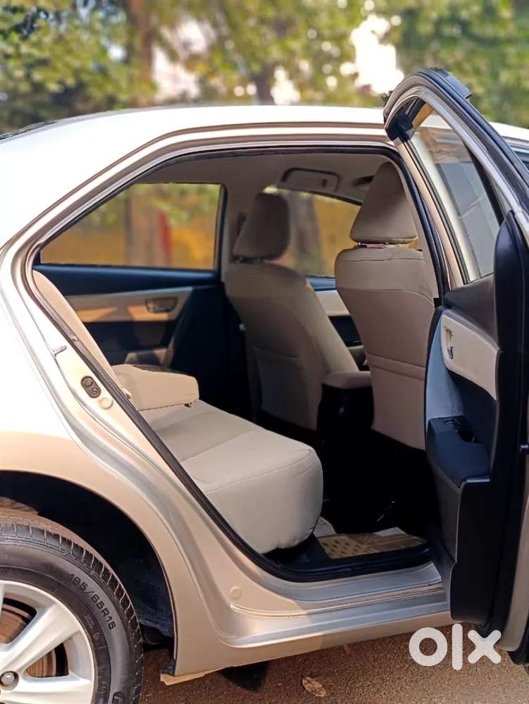 Toyota Corolla Altis 1.8 G, 2015, Petrol