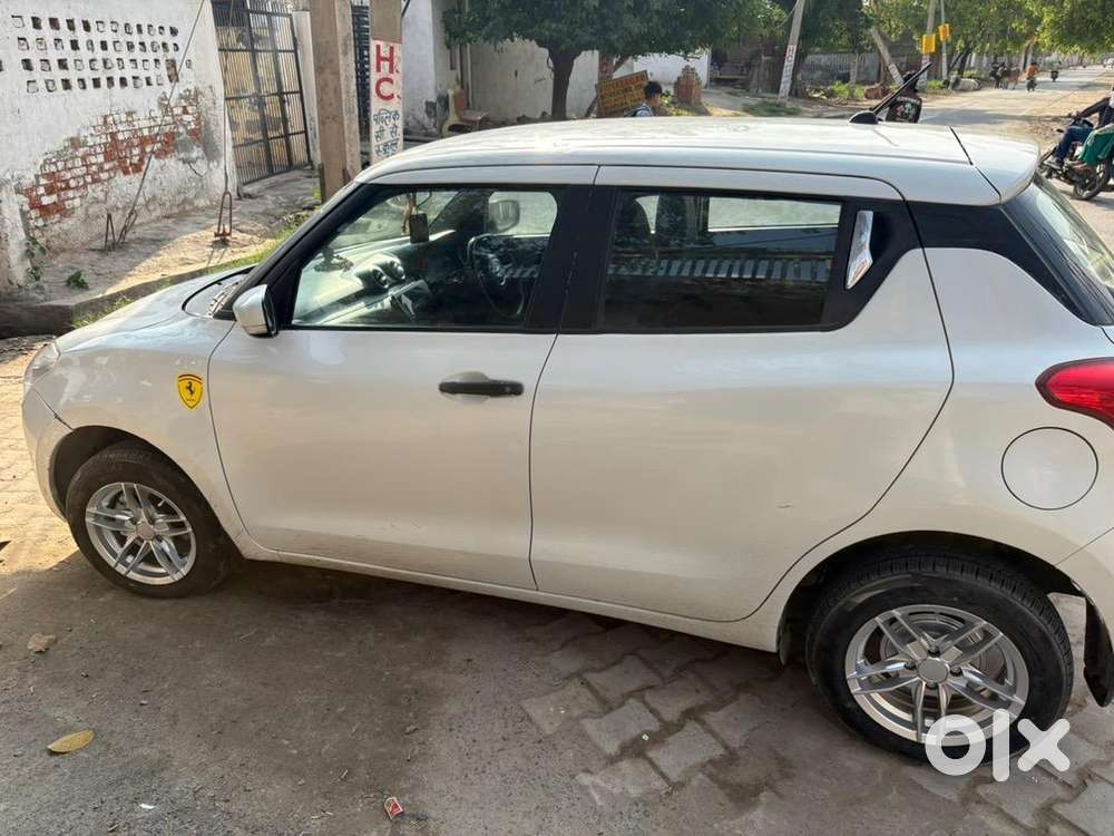 Maruti Suzuki Swift 2021 Petrol 65000 Km Driven