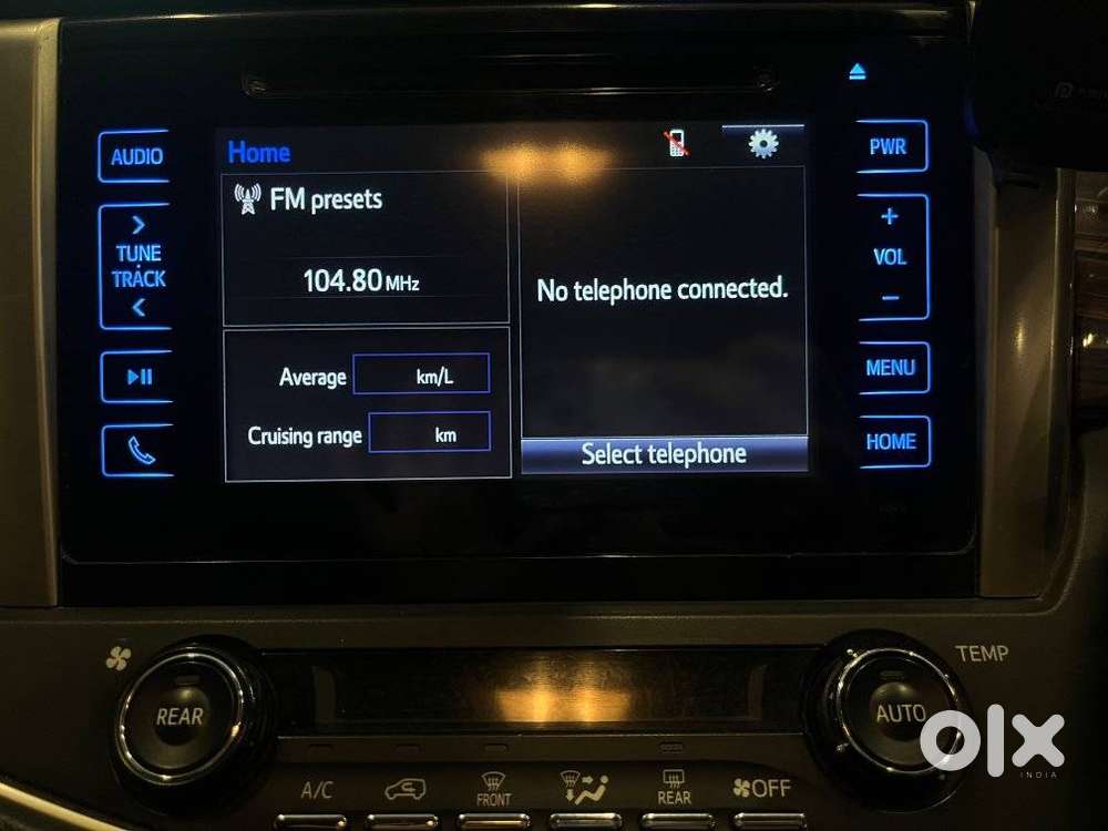 Toyota Innova Crysta Touring Sport 2.4 Mt, 2017, Diesel