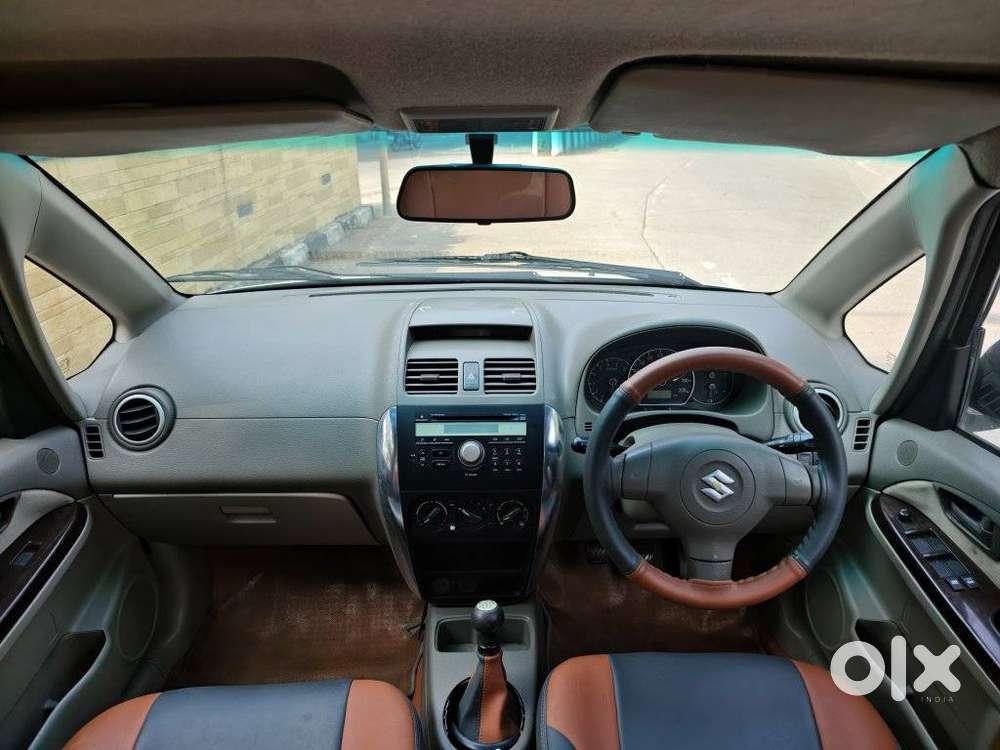 Maruti Suzuki Sx4 Vxi Bsiv, 2012, Petrol