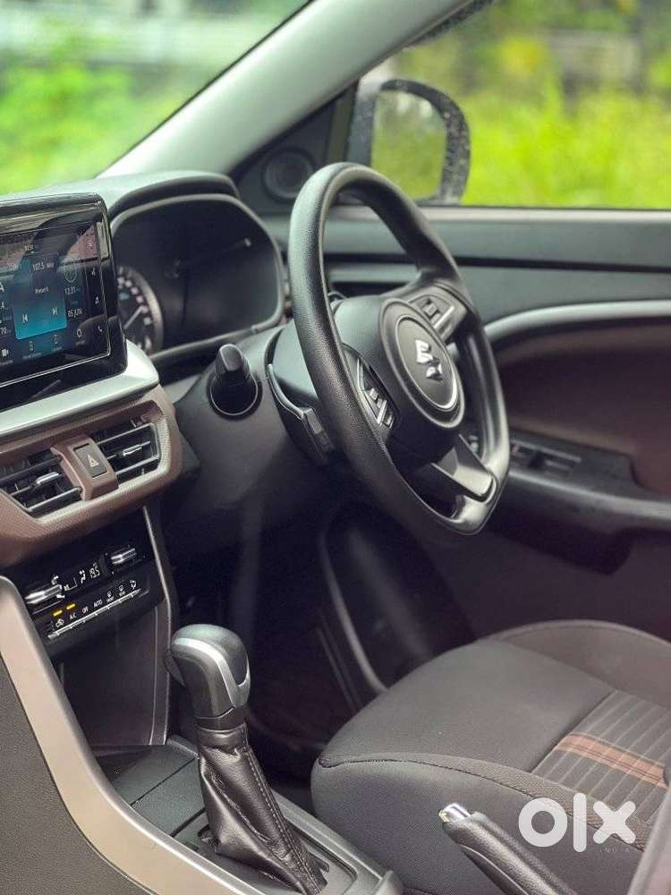 Maruti Suzuki Brezza, 2023, Petrol