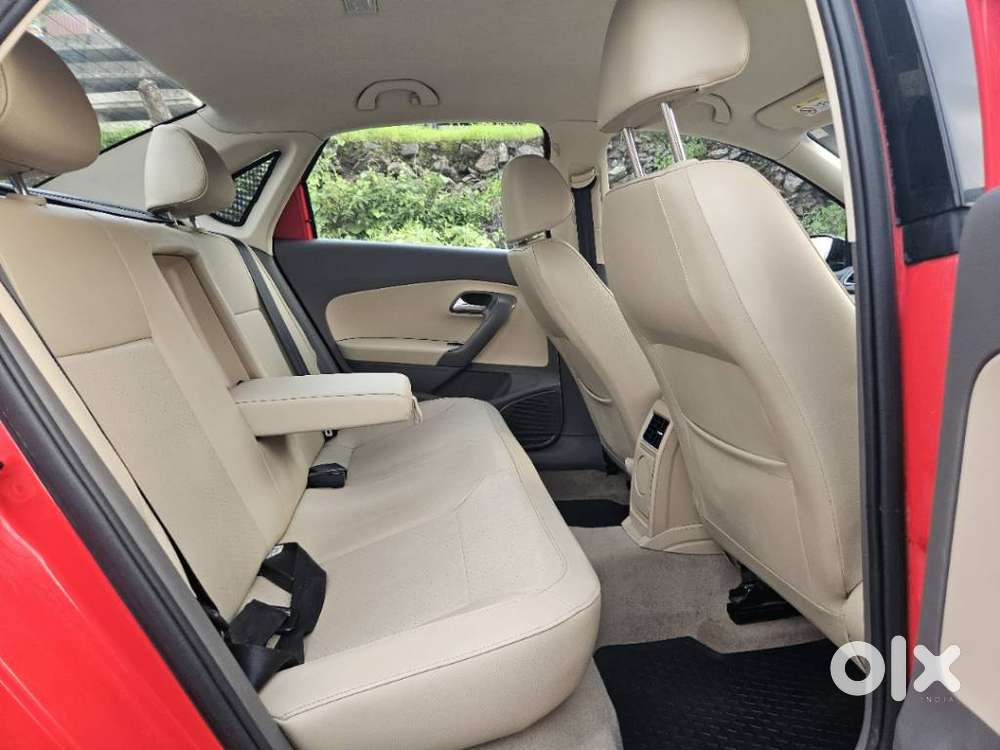 Volkswagen Vento 1.2 Highline Plus At 16 Alloy, 2018, Petrol