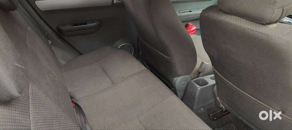 Maruti Suzuki Swift 2006 Petrol 56000 Km Driven