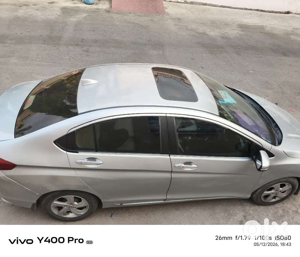 Well Condition New Seat Cover & Sunroof Full Well Condition