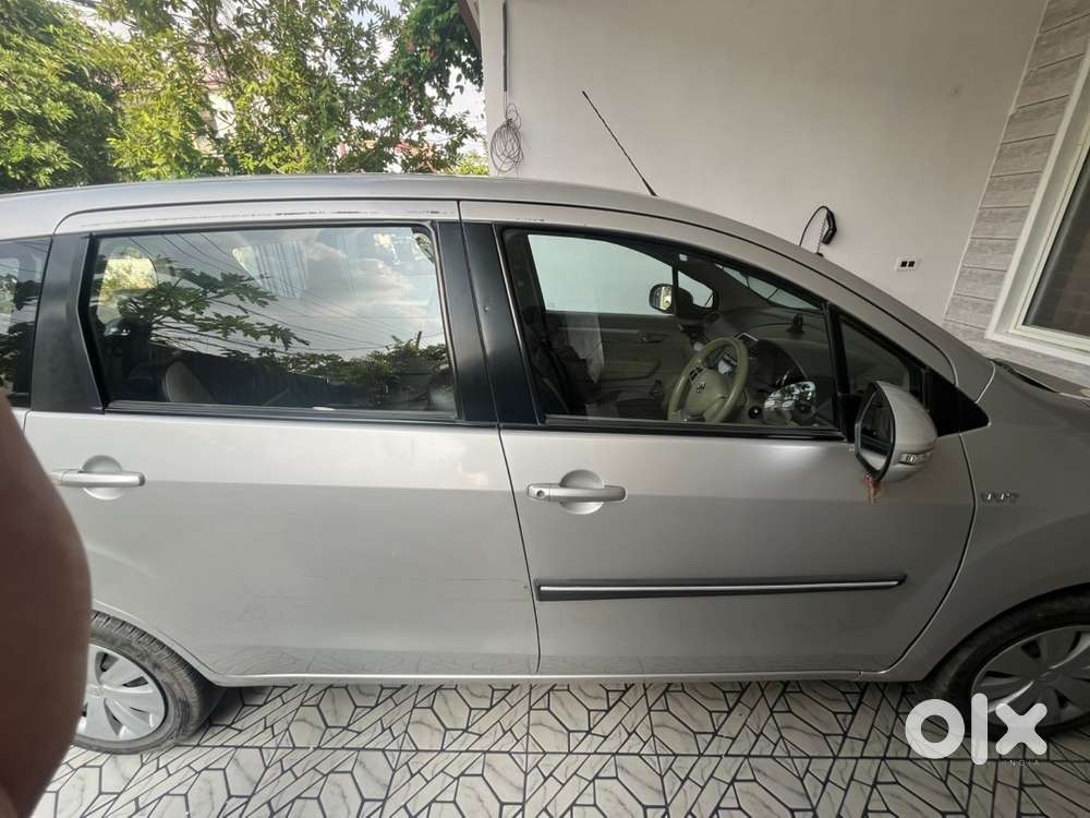 Maruti Suzuki Ertiga Petrol (1.4l) 2017