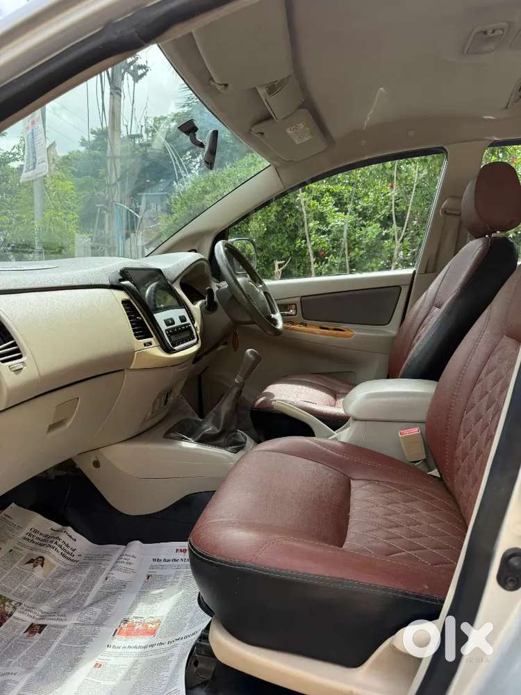 Toyota Innova 2011 Diesel Well Maintained