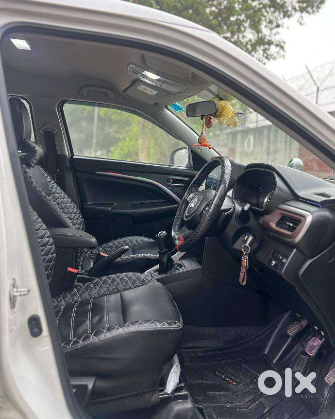 Maruti Suzuki Brezza 1.5 Lxi Cng, 2024, Cng & Hybrids