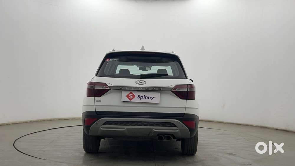 Hyundai Alcazar 2.0 Platinum (o) Petrol At 7 Str, 2021, Petrol