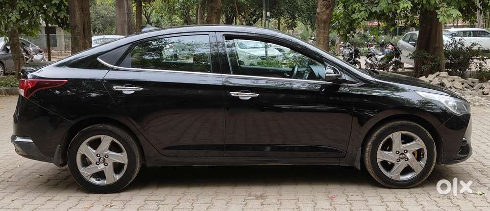 Hyundai Verna 1.5 Sx (o) Petrol Mt, 2022, Petrol