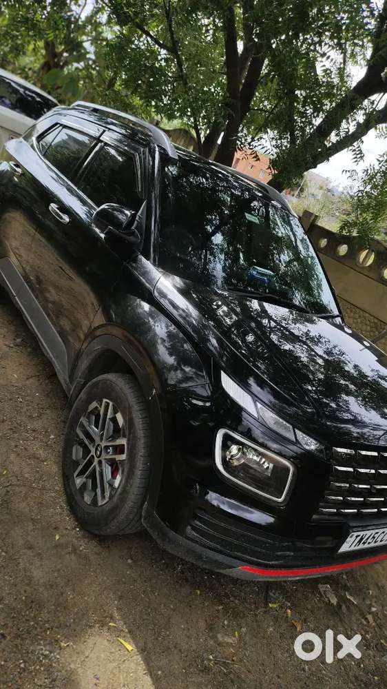 Hyundai Venue 2023 Diesel Sx 22200 Km Driven