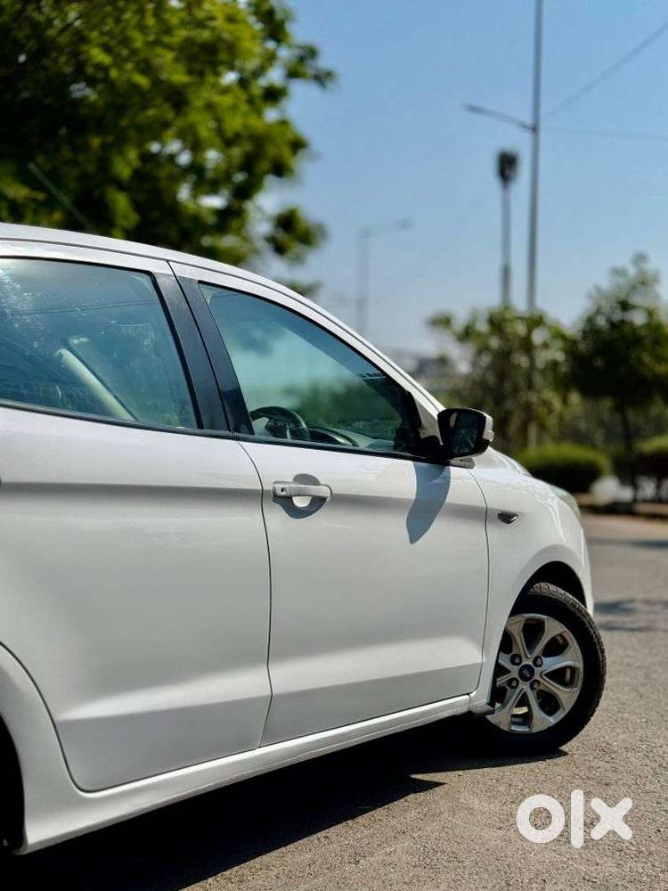 Ford Figo, 2016, Petrol