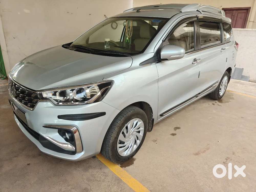 Ertiga 1.5 Engine, Petrol, Splender Silver Colour