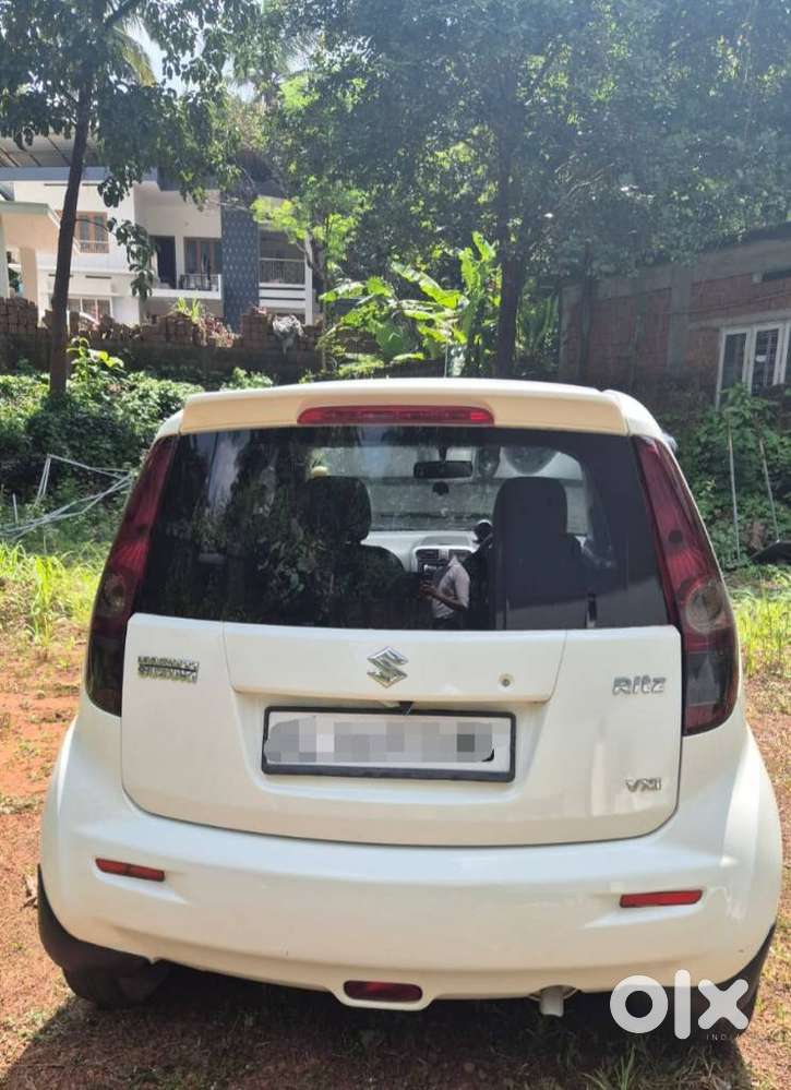 Maruti Suzuki Ritz Vxi, 2015, Petrol