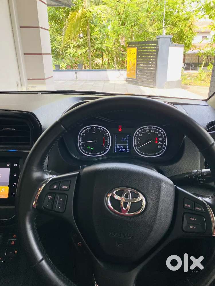 Toyota Urban Cruiser 2022 Petrol Well Maintained