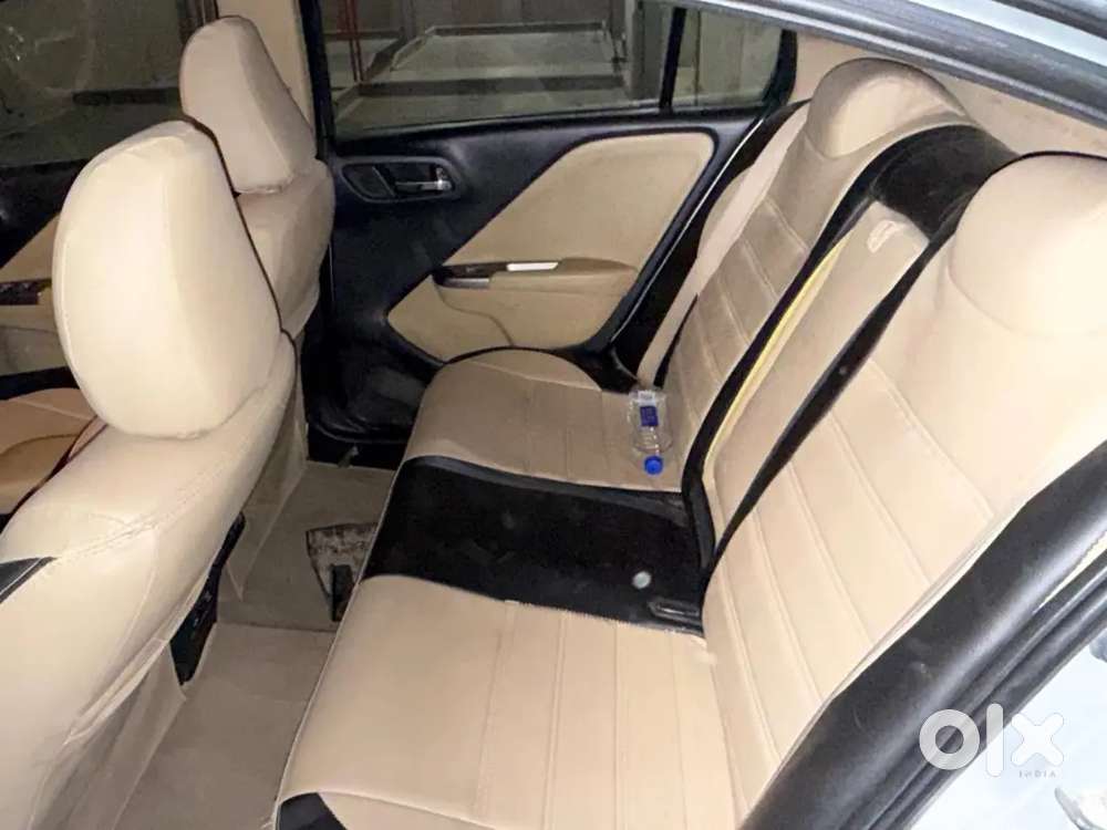 Honda City 2012 Variant Sunroof